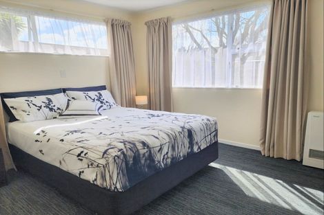 Photo of property in 44 Escort Grove, Awapuni, Palmerston North, 4412