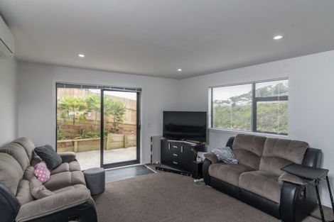 Photo of property in 43d Dominion Park Street, Johnsonville, Wellington, 6037