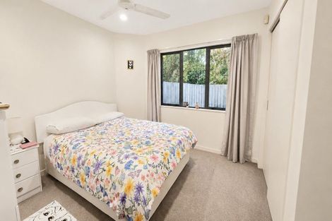 Photo of property in 1c Pollen Street, Johnsonville, Wellington, 6037