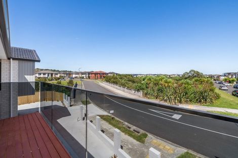 Photo of property in 20 Hughs Way, Flat Bush, 2019