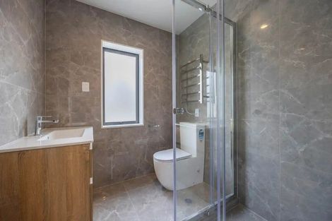 Photo of property in 44c Cyclarama Crescent, Massey, Auckland, 0614