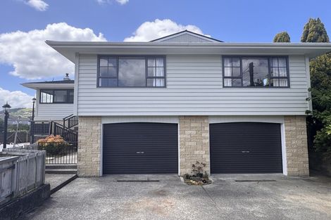 Photo of property in 25 Ngatitoa Street, Tawa, Wellington, 5028