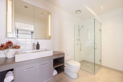 Photo of property in 407/7 Humber Street, Pandora, Napier, 4110