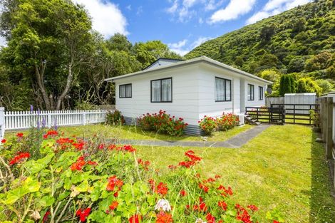 Photo of property in 36 Black Beech Street, Birchville, Upper Hutt, 5018