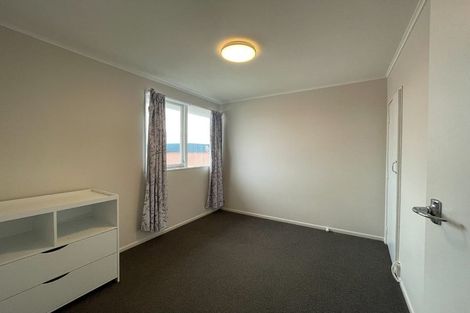 Photo of property in 10/55u Apu Crescent, Lyall Bay, Wellington, 6022
