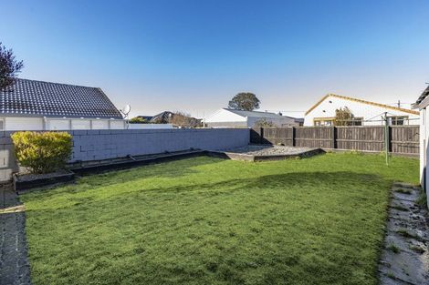 Photo of property in 16 Dunbarton Street, Redwood, Christchurch, 8051