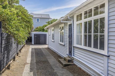 Photo of property in 22 Reef Street, Island Bay, Wellington, 6023