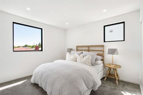 Photo of property in 2/51 Maxwell Street, Riccarton, Christchurch, 8041