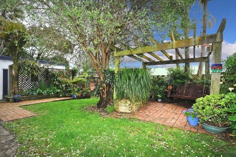 Photo of property in 5 Pacific Street, Waiuku, 2123