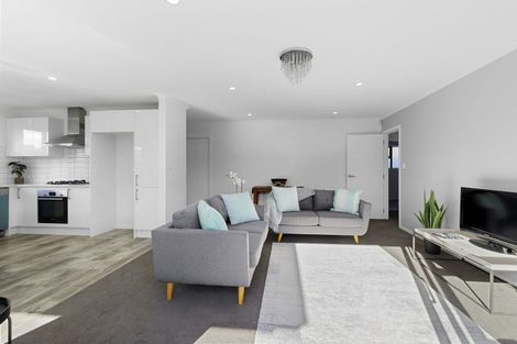 Photo of property in 5 Kerrigan Crescent, Wallaceville, Upper Hutt, 5018