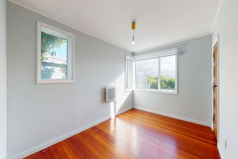 Photo of property in 93 Tannadyce Street, Strathmore Park, Wellington, 6022