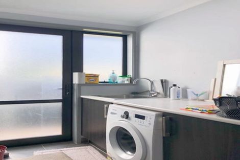 Photo of property in 2/65e Metcalfe Road, Ranui, Auckland, 0612