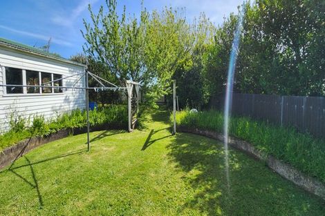 Photo of property in 4 Miro Street, Merrilands, New Plymouth, 4312