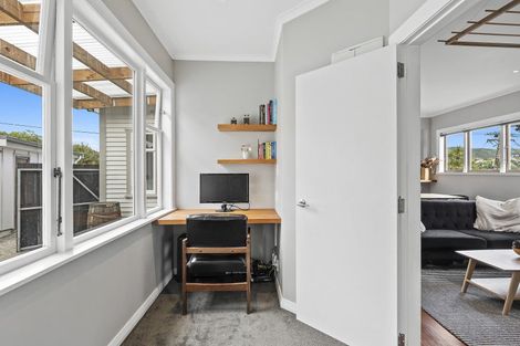 Photo of property in 36 Kaihuia Street, Northland, Wellington, 6012