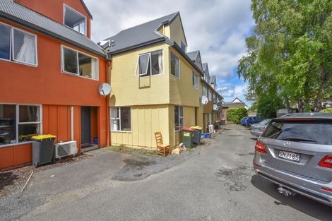 Photo of property in 31 Duke Street, North Dunedin, Dunedin, 9016
