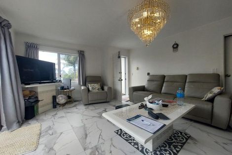 Photo of property in 5/24 Eastglen Road, Glen Eden, Auckland, 0602
