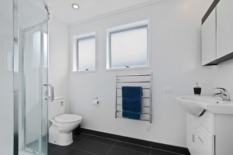 Photo of property in 20 Terra Nova Street, Glen Eden, Auckland, 0602