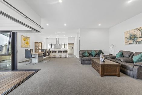 Photo of property in 33a Shaw Road, Coastlands, Whakatane, 3120