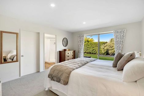 Photo of property in 23 Cairnbrae Drive, Prebbleton, 7604