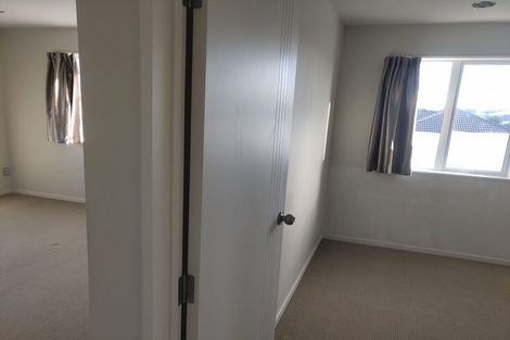 Photo of property in 10 Peerless Avenue, Takanini, 2112