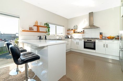Photo of property in Harbour View, 7/100 Customhouse Street, Gisborne, 4010