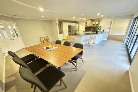 Photo of property in 14 Annalong Road, Dannemora, Auckland, 2016