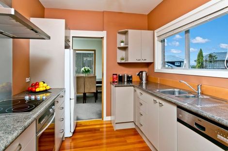 Photo of property in 26 Mcbreen Avenue, Northcote, Auckland, 0627