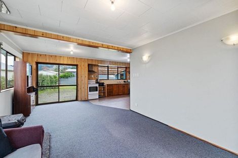 Photo of property in 32 Rata Street, Tokomaru, Palmerston North, 4474