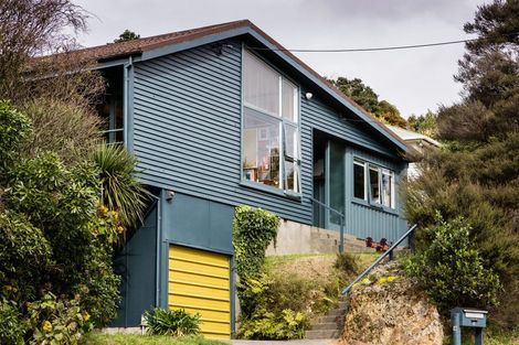 Photo of property in 18 Churchill Drive, Wilton, Wellington, 6035