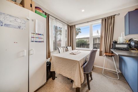 Photo of property in 33 English Street, St Andrews, Hamilton, 3200