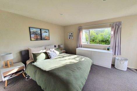 Photo of property in 100e Karepa Street, Brooklyn, Wellington, 6021