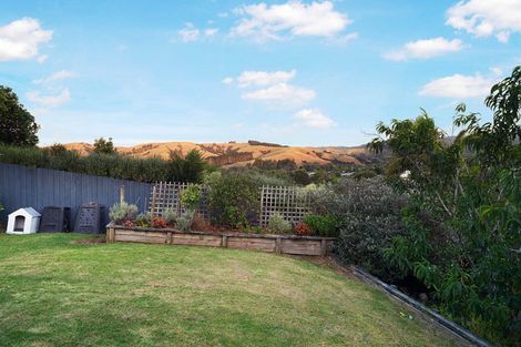 Photo of property in 32 Te Kauri Place, Helensville, 0800