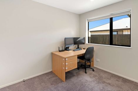 Photo of property in 7 Selfe Crescent, Burwood, Christchurch, 8083