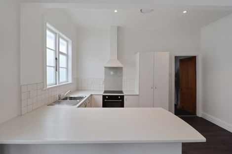 Photo of property in 440 Adelaide Road, Berhampore, Wellington, 6023