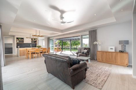 Photo of property in 1 Moemoea Place, Cambridge, 3434