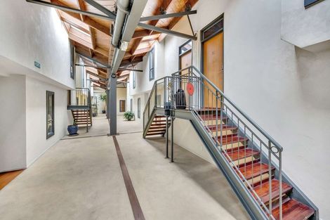 Photo of property in Metro Apartments, 21/220 Thorndon Quay, Pipitea, Wellington, 6011