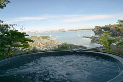 Photo of property in 11 Hinemoa Street, Birkenhead, Auckland, 0626