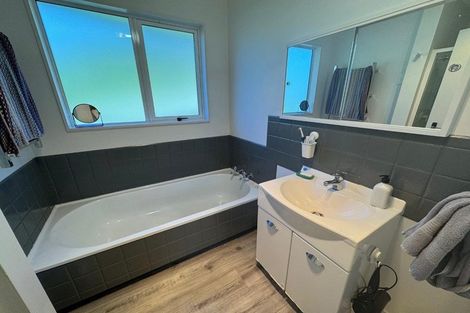 Photo of property in 71a Clifford Road, Johnsonville, Wellington, 6037