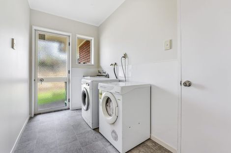 Photo of property in 17 Willowfield Place, Pukete, Hamilton, 3200