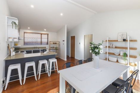 Photo of property in 24 Sandra Street, South New Brighton, Christchurch, 8062