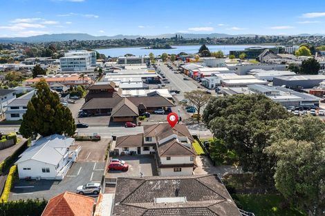Photo of property in 182 Devonport Road, Tauranga, 3110