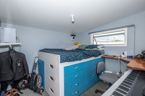 Photo of property in 29 Romilly Street, Westport, 7825