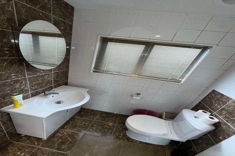 Photo of property in 4 Rotoma Rise, Clover Park, Auckland, 2019