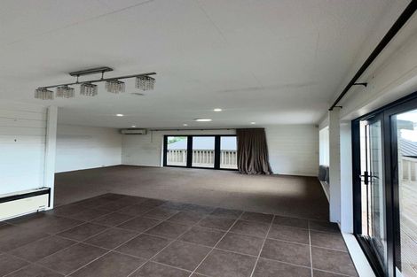Photo of property in 4 Rotoma Rise, Clover Park, Auckland, 2019
