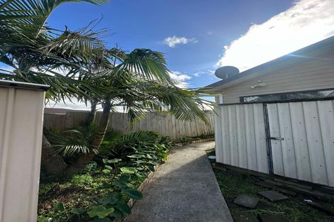 Photo of property in 4 Rotoma Rise, Clover Park, Auckland, 2019