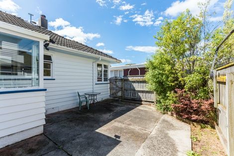Photo of property in 28 Bauchop Road, Waterloo, Lower Hutt, 5011