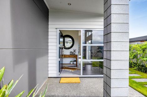 Photo of property in 17 Victoria Street, Hawera, 4610