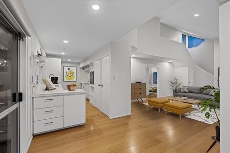 Photo of property in 41a Maygrove Drive, Orewa, 0931