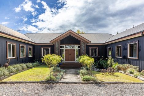 Photo of property in 2383 State Highway 2, Waipukurau, 4200