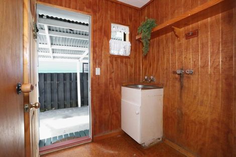 Photo of property in 9 Harding Place, Feilding, 4702